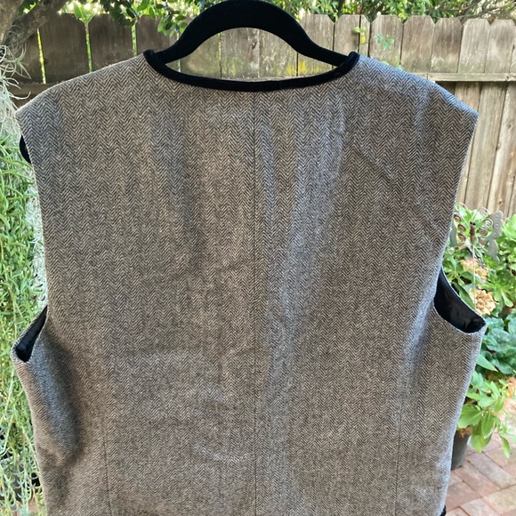 Talbot’s Holiday Snowflake Vest - Picture 2 of 6